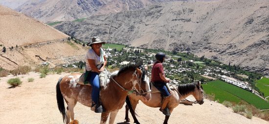 Cabalgata por el valle